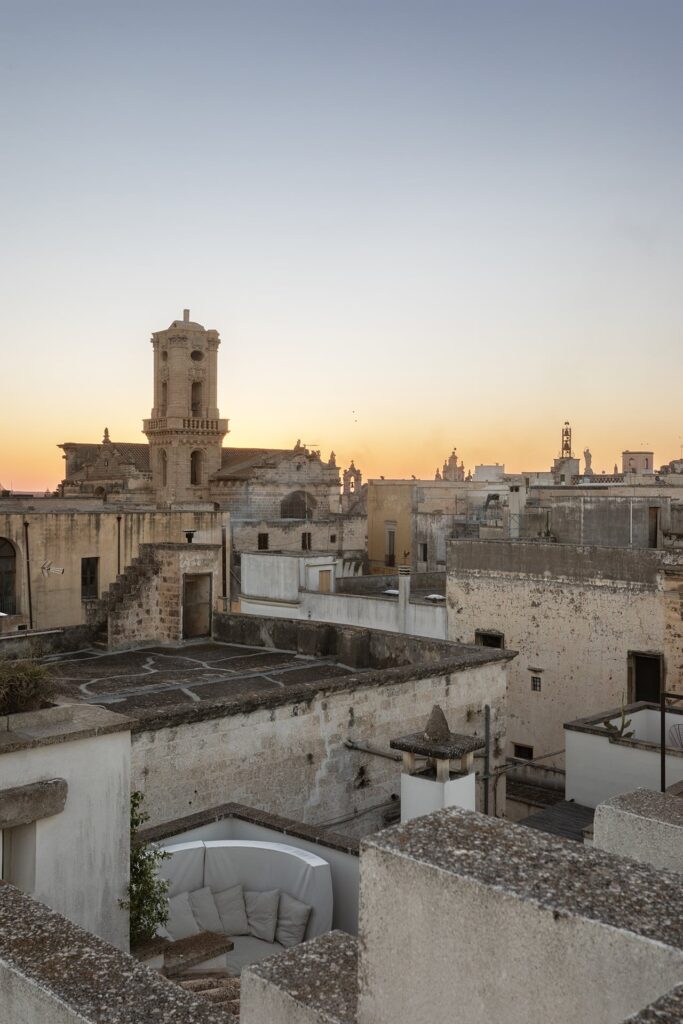 34. Angelo_Custode_Nardòsalento_Credits40Mirrors_87_Highest terrace views Highest terrace at golden hour, overlooking the Nardò skyline, Angelo Custode
